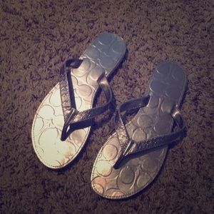 Silver Coach flip flops! EUC size 6
